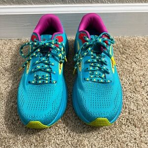 runDisney + Brooks Limited Addition Springtime Surprise 2025 Ghost Max 2
